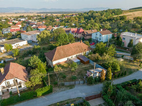 POZEMOK so starším rodinným domom | 762 m² | Košice - Poľov