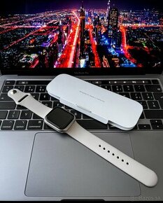 Apple Watch 9 41mm Starlight - neaktivované - 1