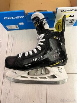 BAUER SUPREME M4 VEĽKOSŤ 38,5