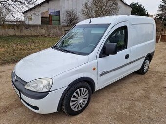 Opel Combo 1.7 cdti 55kw Chladiak