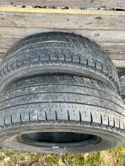 Michelin Agilis  215/75 R16C