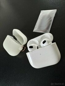 Apple Airpods 3 s MagSafe púzdrom - 1