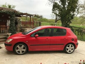 Peugeot 307