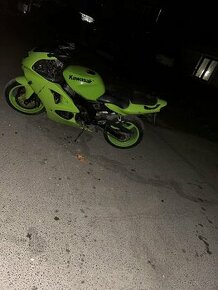 Kawasaki zx6r