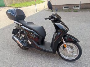 Honda SH125i Smart Top Box