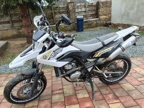 Yamaha WR 125X,