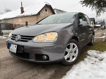 Vw golf 5 benzín 150 tisíc km