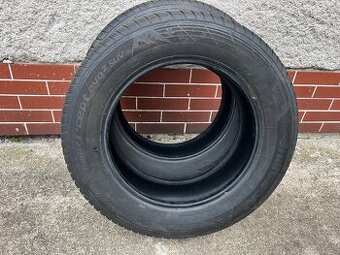 215/65 R17 Hankook zimné pneu. 2ks.