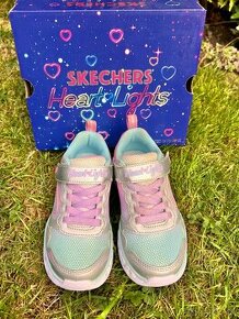 Dievčenské blikajúce tenisky Skechers veľ. 27