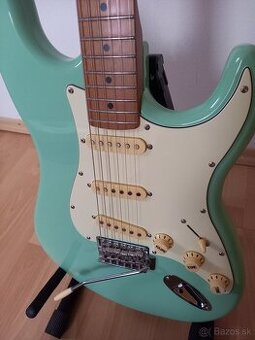 Elektrická gitara JET JS-300 SFG