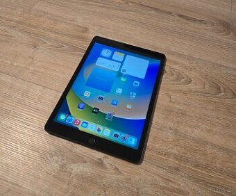 Apple iPad 7 32gb. Nutnosť pozrieť foto