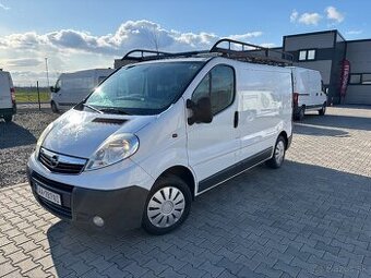 Opel Vivaro 2.0 CDTI 180000 km - 1