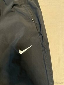 Nohavice nike