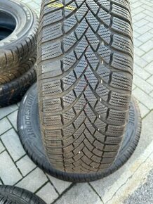 215/70R16 Bridgestone