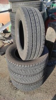 Bridgestone 235/65r16C letné skoro nejazdene