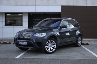 BMW X5 xDrive40d AT8 225kw