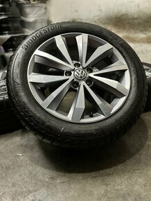 Letná sada VW Mayfield 5x112 R17 , 215/55/17 - TRoc, Passat - 1