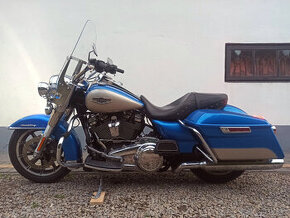 Harley-Davidson HD Touring Road King FLHR Roadking