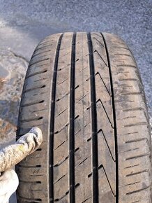 Hankook 235/50/R19 99V letné