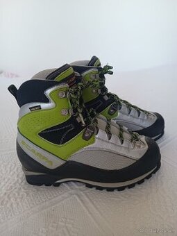 SCARPA goretex turisticke topanky VIBRAM velkost 39,5 a 38 - 1