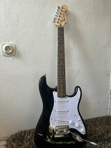 Fender Squier STRATOCASTER gitara + combo