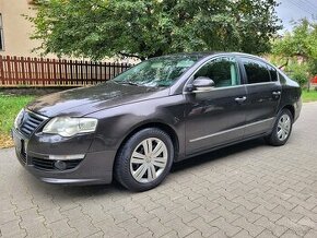 VOLKSWAGEN PASSAT  1.9TDI 77KW  ŠPORTLINE