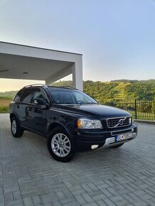 Volvo XC90 2.4 D5 7 miestne