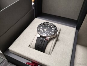 Predam hodinky ORIS AQUIS DATE 43,5 mm