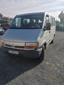 Renault Master  2.2.   rv. 2002