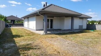 KAROLINUM – Exkluzívny 4 izbový bungalov s pozemkom 600 m2