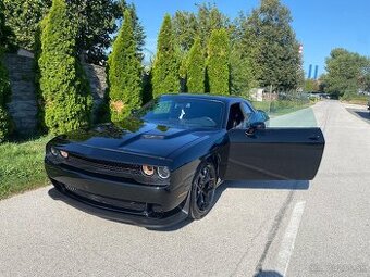 Dodge Challenger 5.7 Hemi