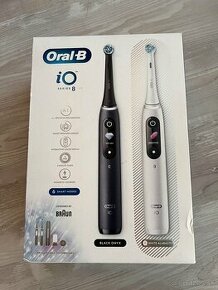 Oral B