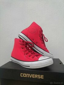 Vysoké červené tenisky Converse, veľ. 37