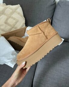 UGG mini platform chestnut 37 NOVE