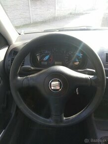 Trojramenny volant s erbegom na Seat Cordoba 1.4 rok 2000 - 1