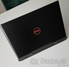 Dell Inspiron 15 (7577)