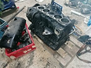 Motor vw t5 2.5 AXE - 1