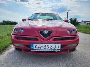 Alfa Romeo GTV (916)