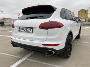 PORSCHE CAYENNE 3.0 TDi 193kw