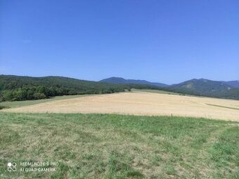 VALČA pozemok s výmerou 5800 m2,  okr. Martin