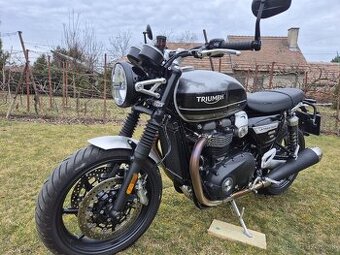 Triumph speed twine 1200