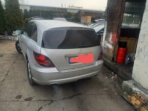 Rozpredám mercedes R320cdi w251 a R350i 200kw long w251