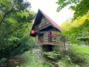 Krásna Eta veľká murovaná chata v lese v dosahu MHD (F377-13 - 1