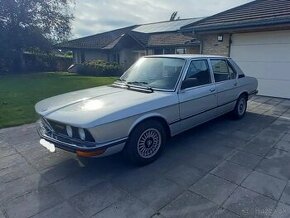 1980 BMW 520 E12 - 1