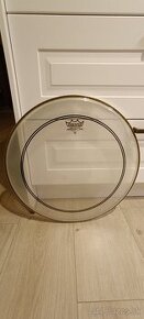 Remo powerstroke3 clear 20"