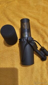 SHURE SM7B