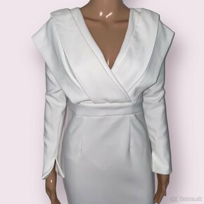 Dizajnové svadobné šaty - 1