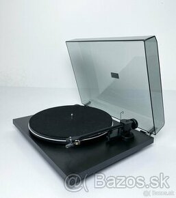 PRO-JECT ESSENTIAL II USB - 1