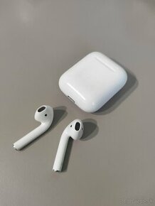 Apple AirPods (2. generácie)