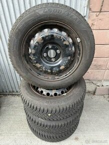 Zimne pneu 185/65 R15 na diskoch 4x100 i20/Rio - 1